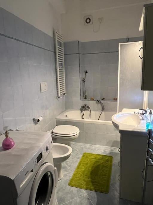 A Casa Di Rita Bilocale In Sanremo Lejlighed Eksteriør billede